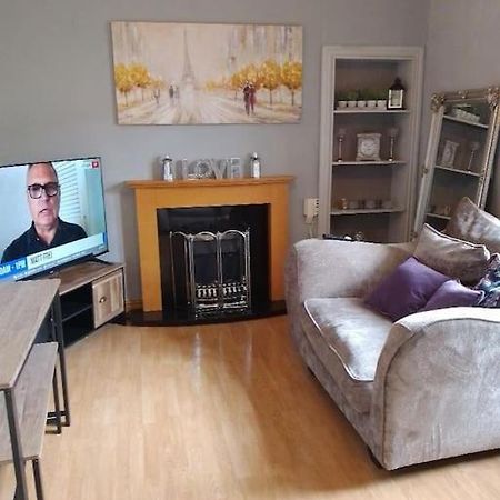 Lovely 2 Bedroom Apartment In Heart Of Dundee Ngoại thất bức ảnh